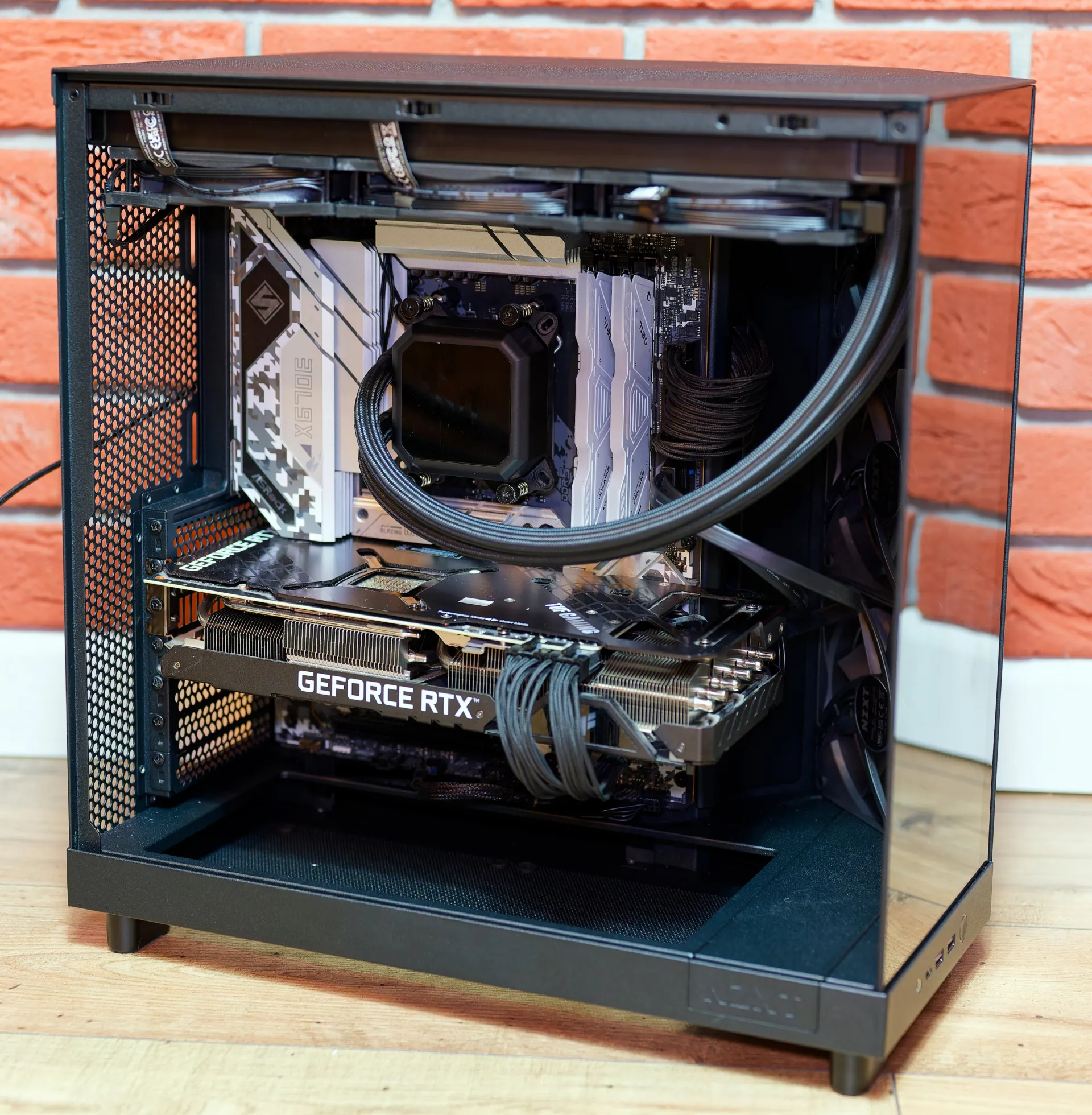 Challenger 001 INTEL Black – Image 4